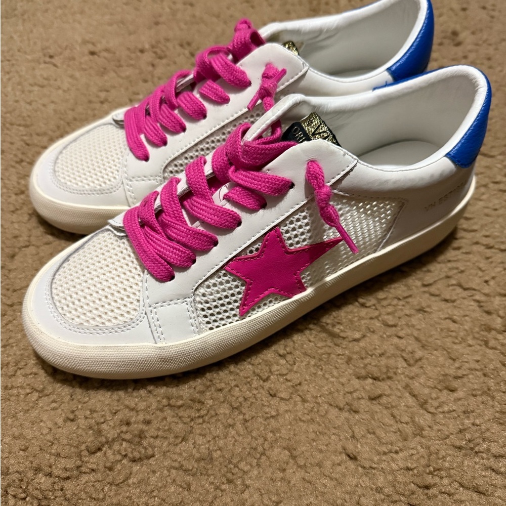 Vintage Havana White and Pink Sneakers - Picture 2 of 5